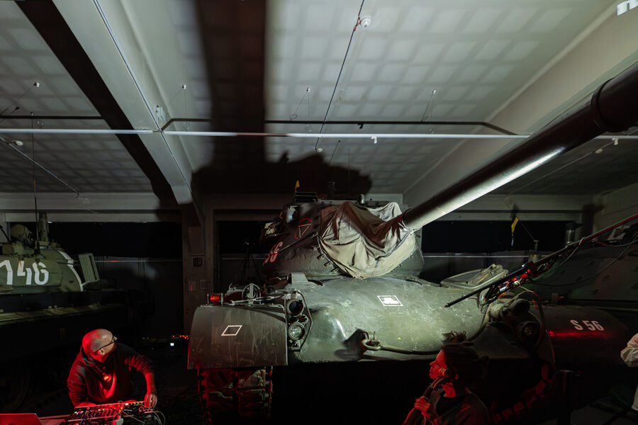 Peter Kutin's light and sound performance PARA BELLUM at Tank Hall (Panzerhalle), for Vienna Digital Cultures 2026, an art, performance and discourse platform.