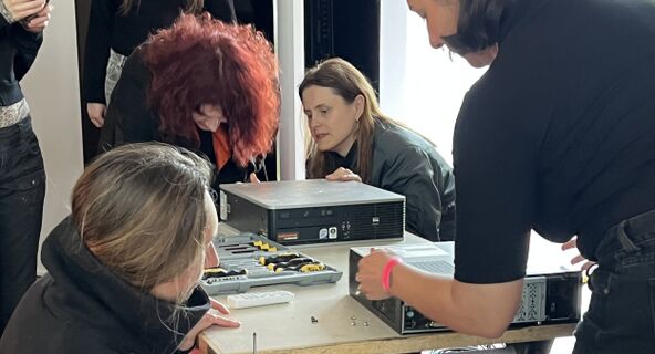 Digital Self-Defense Workshop: Techno-Authoritarianism and Countercultural Techniques
