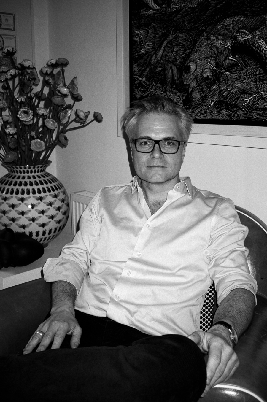 Black and white photo of Mark Sanders